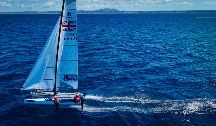 John Gimson and Anna Burnett sailing Nacra 17