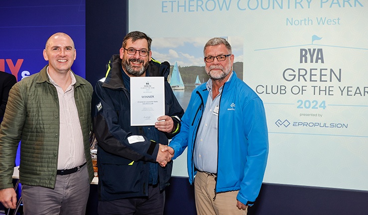Etherow Sailing Club receive the Green Club of the Year Award